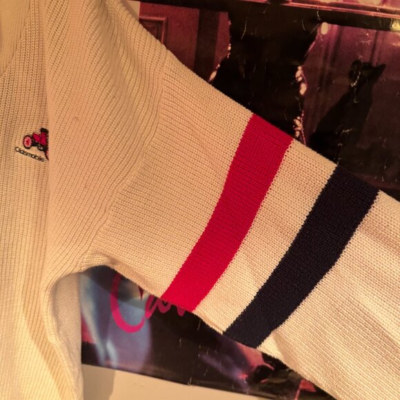 Vintage 1970s Sweater / Sweatshirt GM Oldsmobile USA Made (XL) Grandma Sweater - Picture 3 of 13